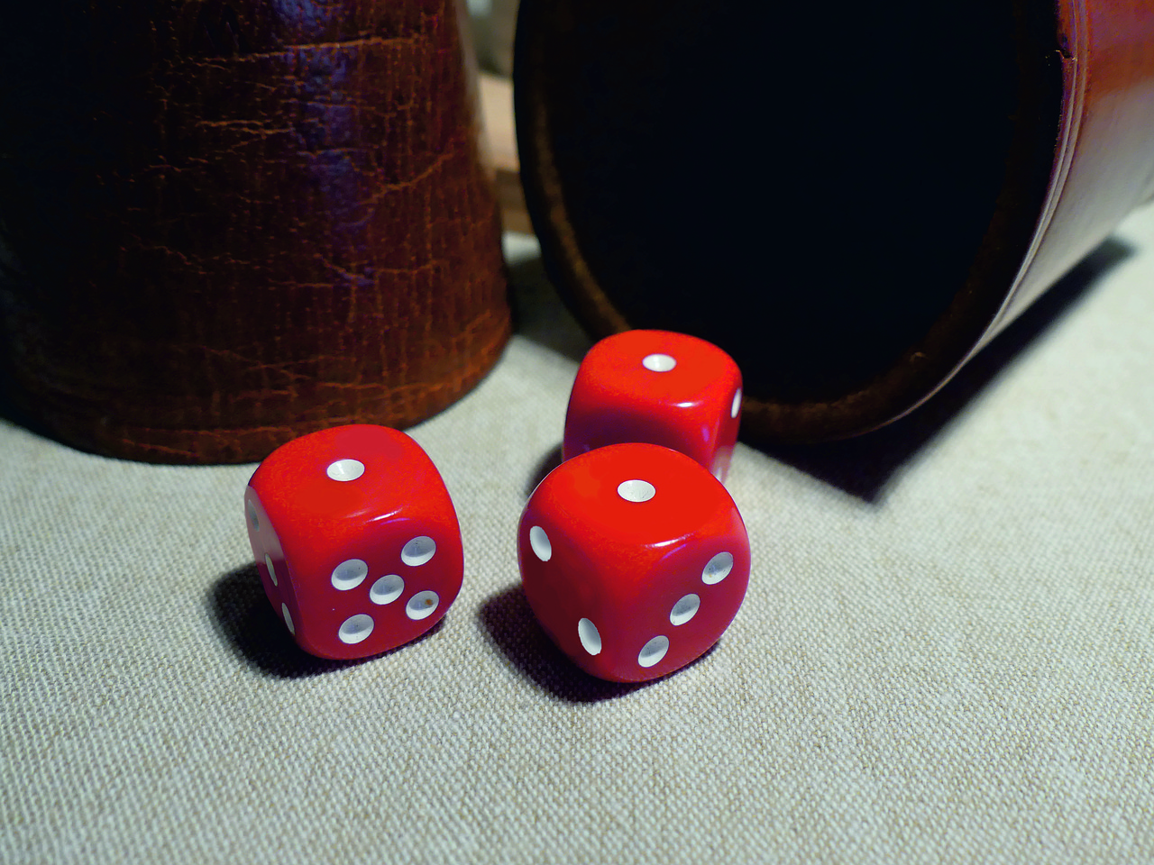 Single-game vs multiple games in online gambling-which is better Single-game vs multiple games in online gambling-which is better