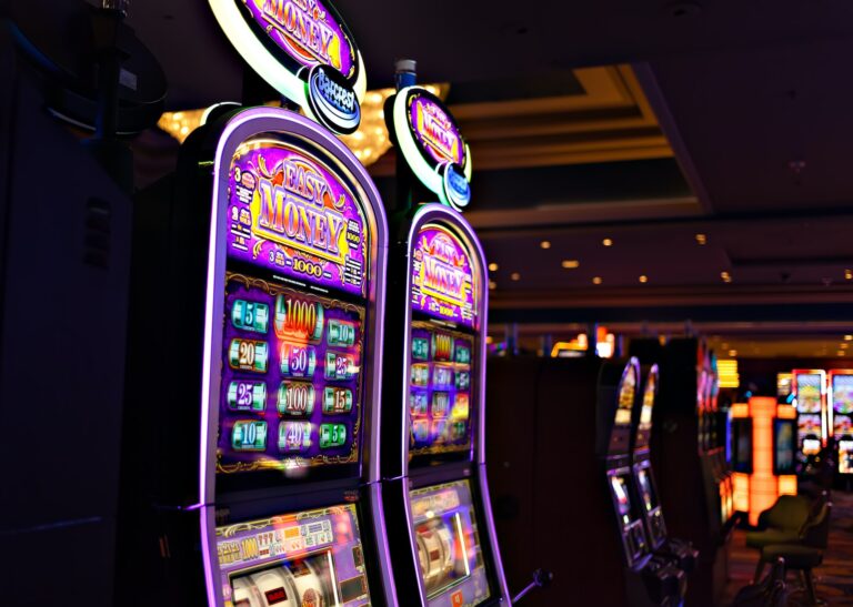 Break Your Bad Luck By Using These Three Online Slots Trick: